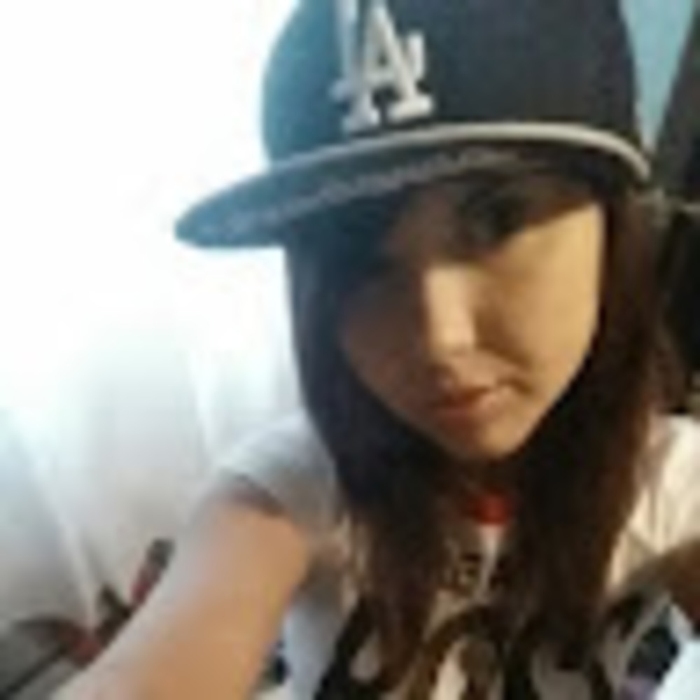 Meet your Posher, Bella valentine